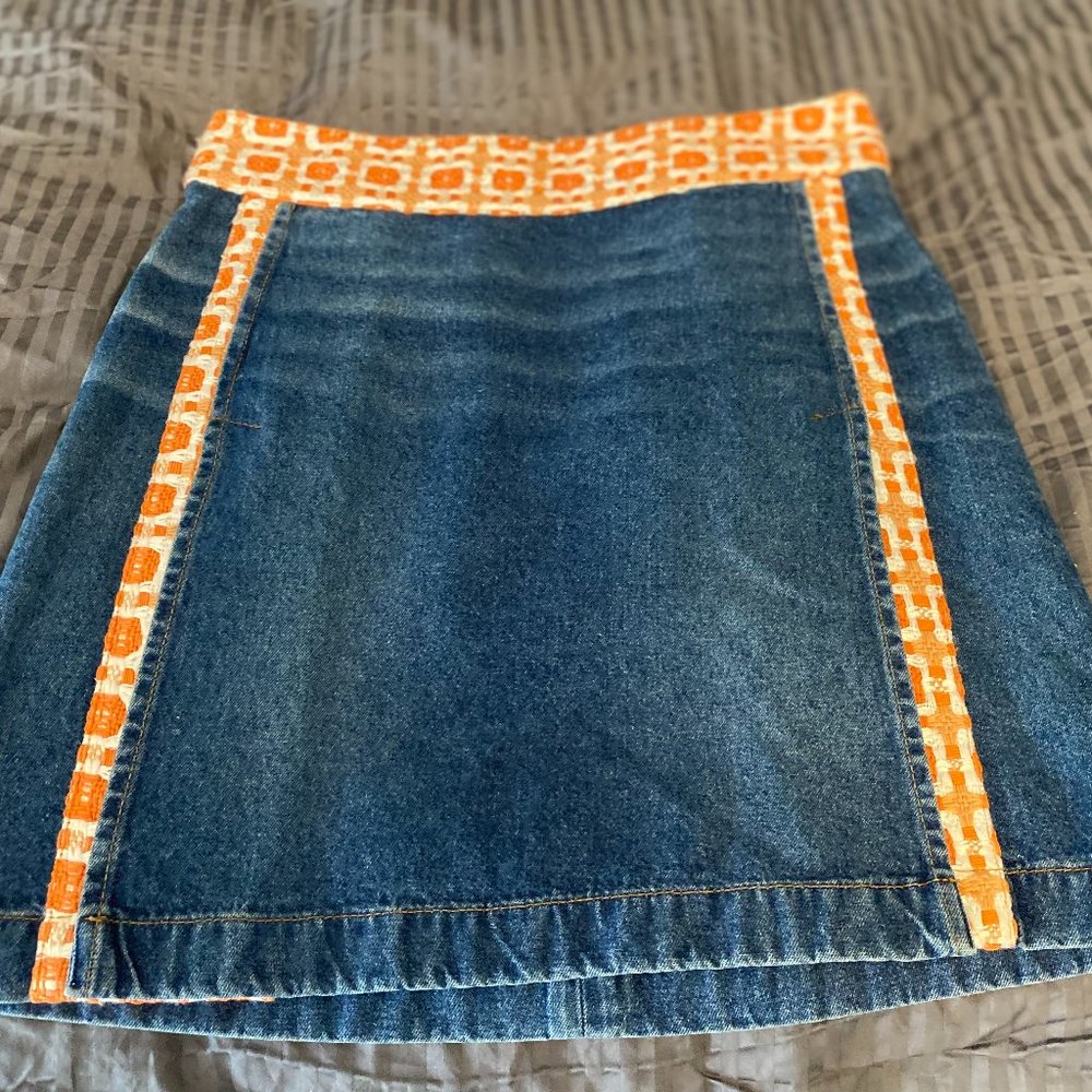 Dolce & Gabbana Embroidered Skirt